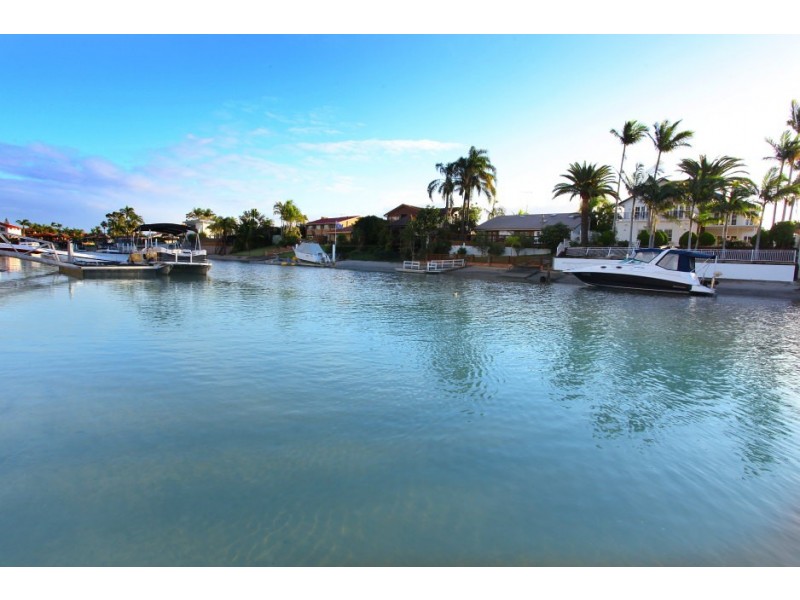 41 Platypus Avenue, Sorrento QLD 4217