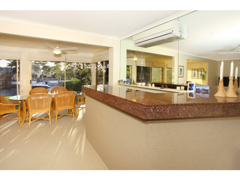 41 Platypus Avenue, Sorrento QLD 4217