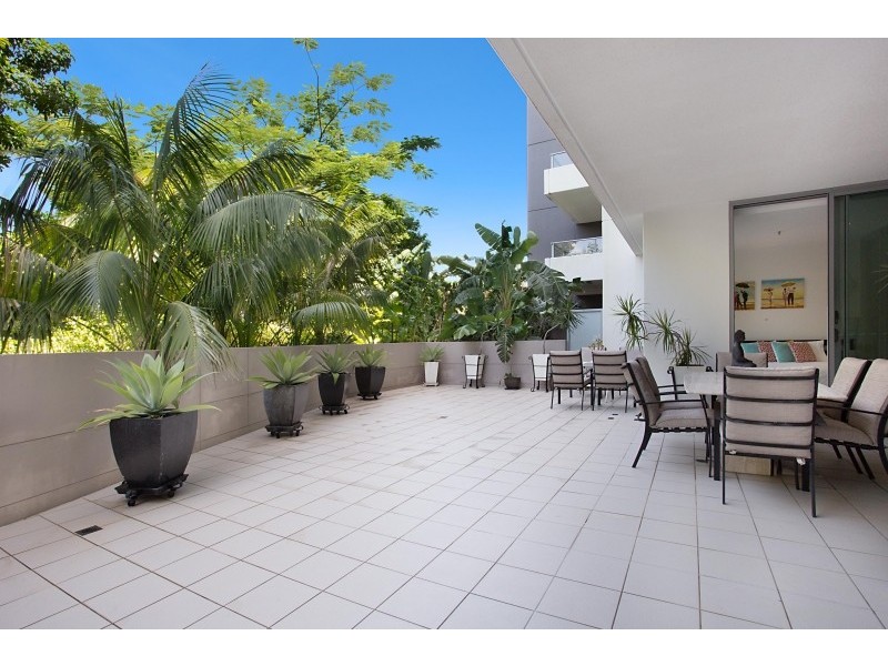 1001 ‘Freshwater Point’ 33 T E Peters Drive, Broadbeach Waters QLD 4218