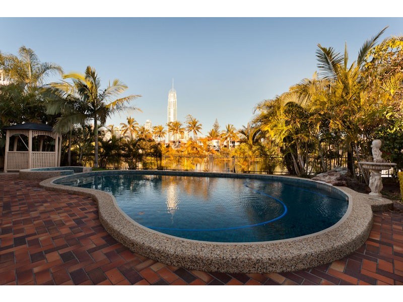 49 Sunrise Boulevard, Surfers Paradise QLD 4217