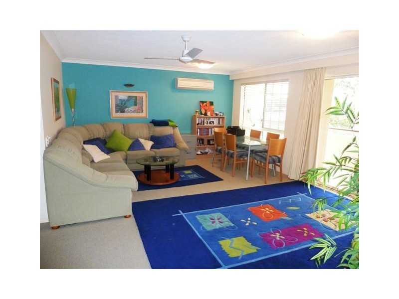 4/32 First Avenue, Broadbeach QLD 4218