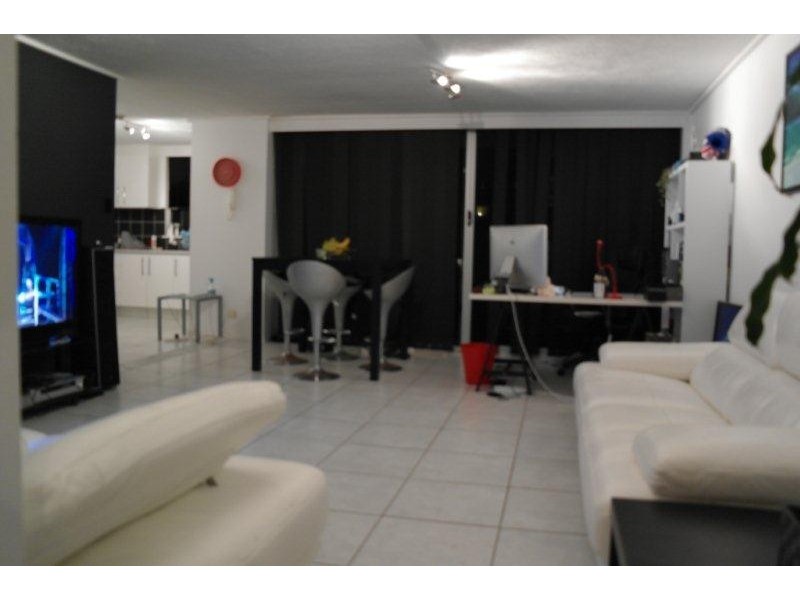 67 Ferny Avenue, Surfers Paradise QLD 4217