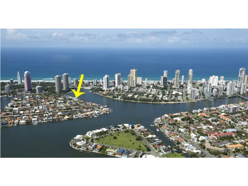32 Admiralty Drive, Paradise Waters QLD 4217
