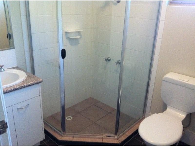 4/25 Thornton Street, Surfers Paradise QLD 4217