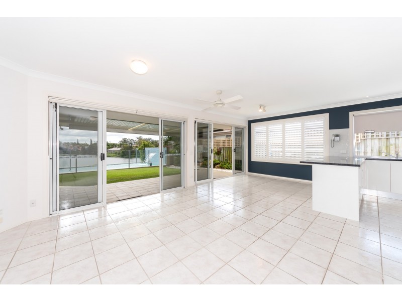 24 Mornington Terrace, Robina QLD 4226