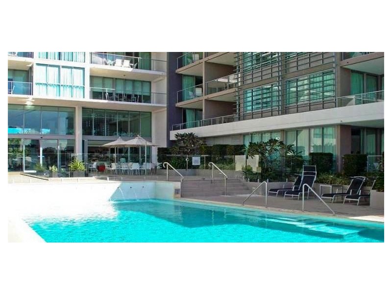 2223/33 T E Peters Drive, Broadbeach Waters QLD 4218