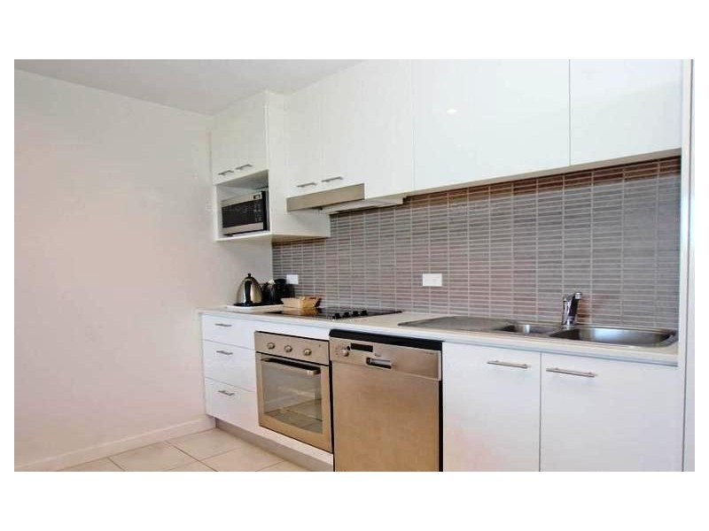 2223/33 T E Peters Drive, Broadbeach Waters QLD 4218