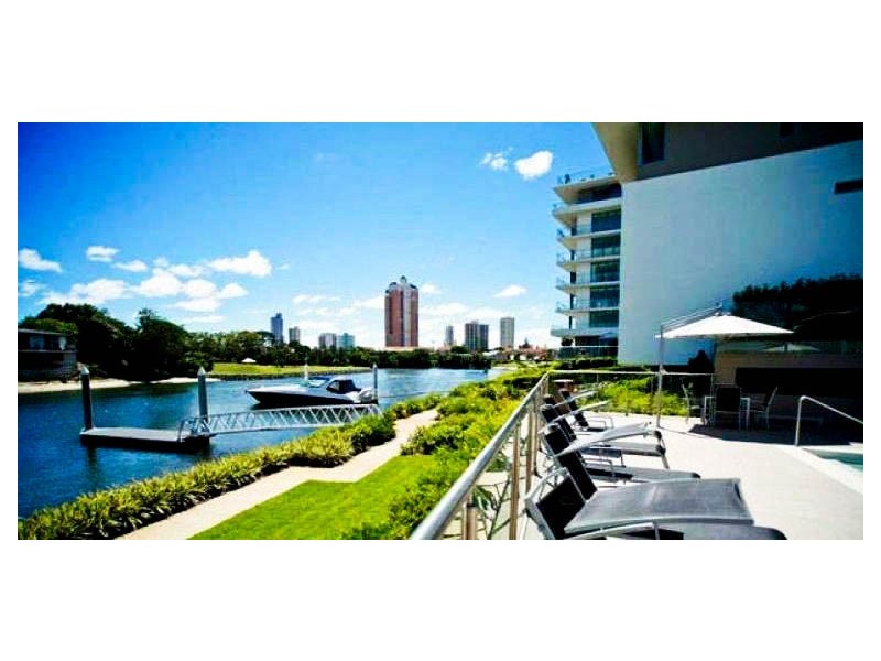 2223/33 T E Peters Drive, Broadbeach Waters QLD 4218