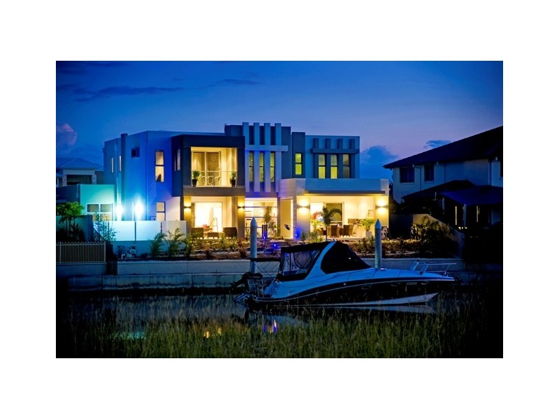 3 North Quay Drive, Biggera Waters QLD 4216