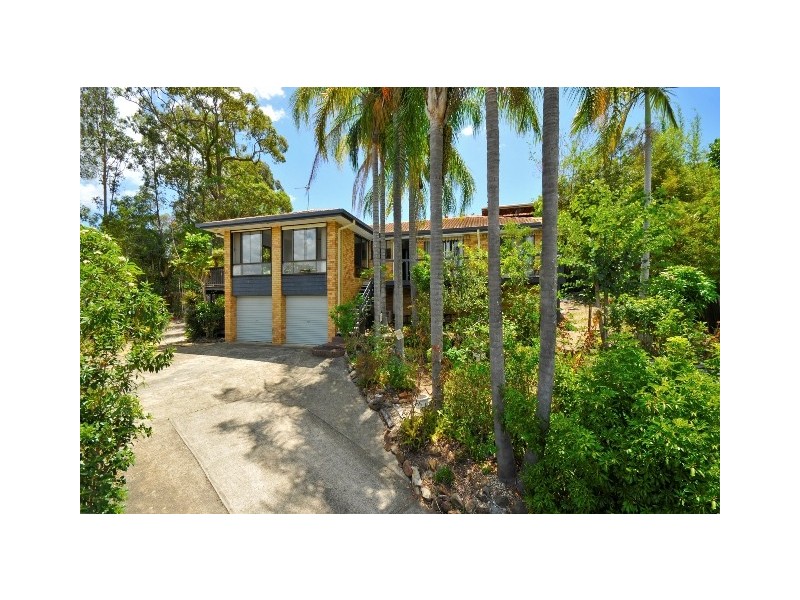 7 Mitchell Court, Carrara QLD 4211