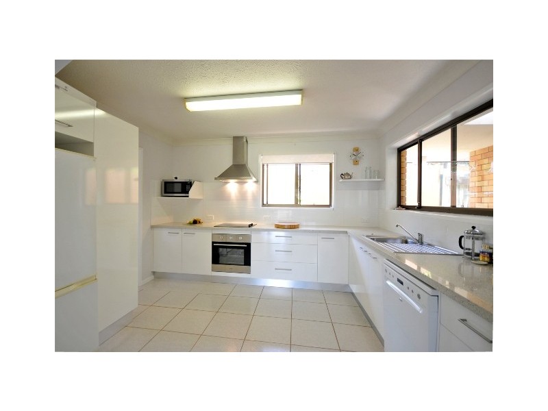 7 Mitchell Court, Carrara QLD 4211