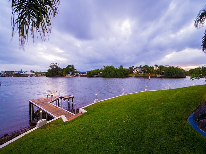 5 Donegal Crescent, Sorrento QLD 4217