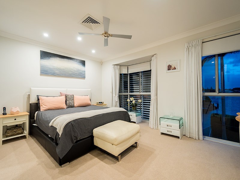 5 Donegal Crescent, Sorrento QLD 4217