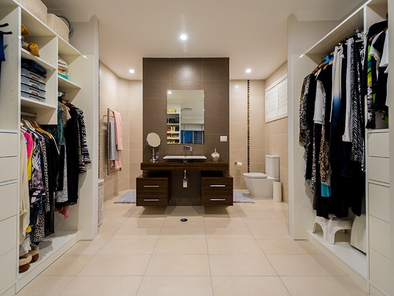 5 Donegal Crescent, Sorrento QLD 4217