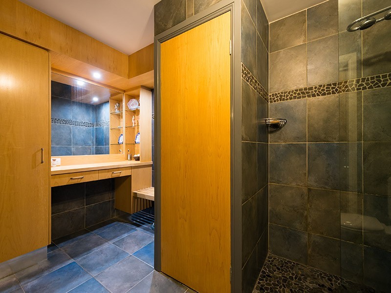 5 Donegal Crescent, Sorrento QLD 4217