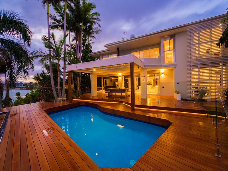 5 Donegal Crescent, Sorrento QLD 4217