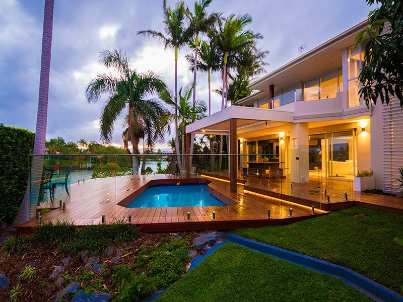 5 Donegal Crescent, Sorrento QLD 4217