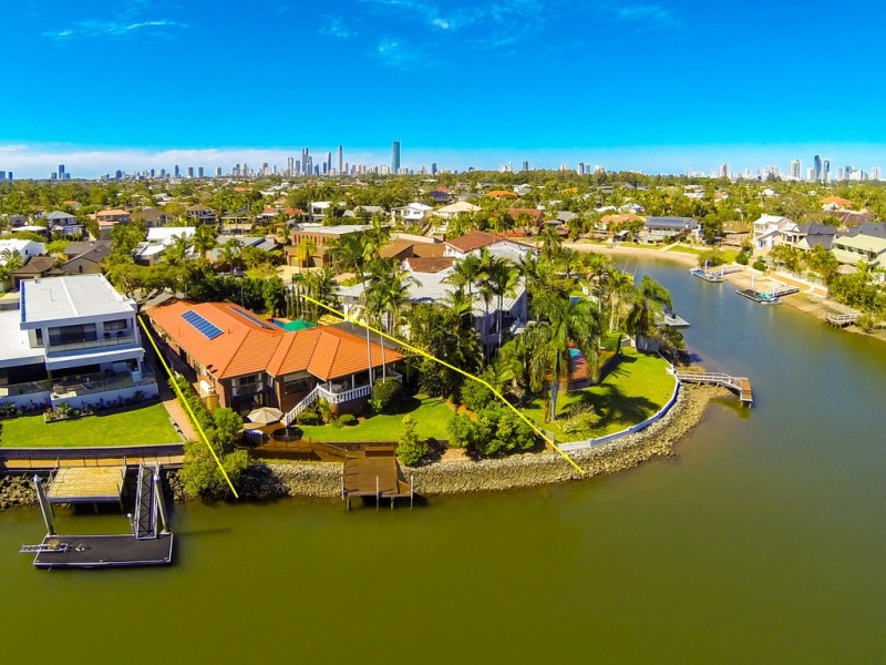 7 Donegal Crescent, Sorrento QLD 4217
