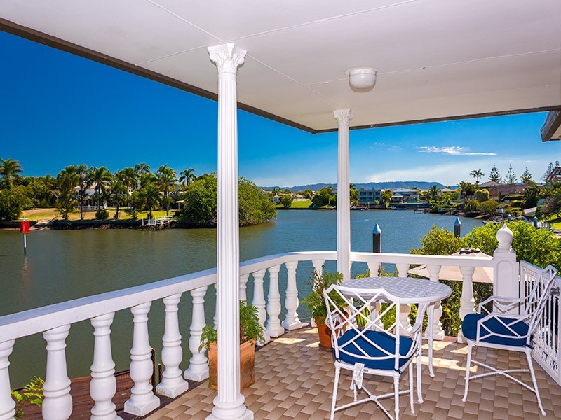 7 Donegal Crescent, Sorrento QLD 4217