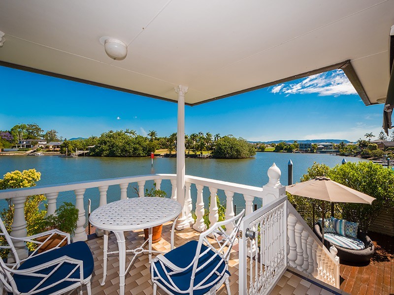 7 Donegal Crescent, Sorrento QLD 4217