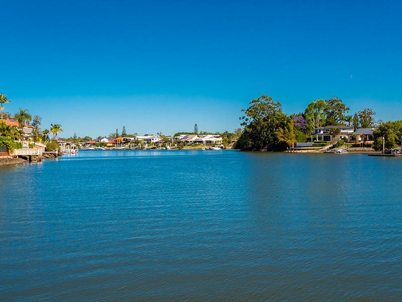 7 Donegal Crescent, Sorrento QLD 4217