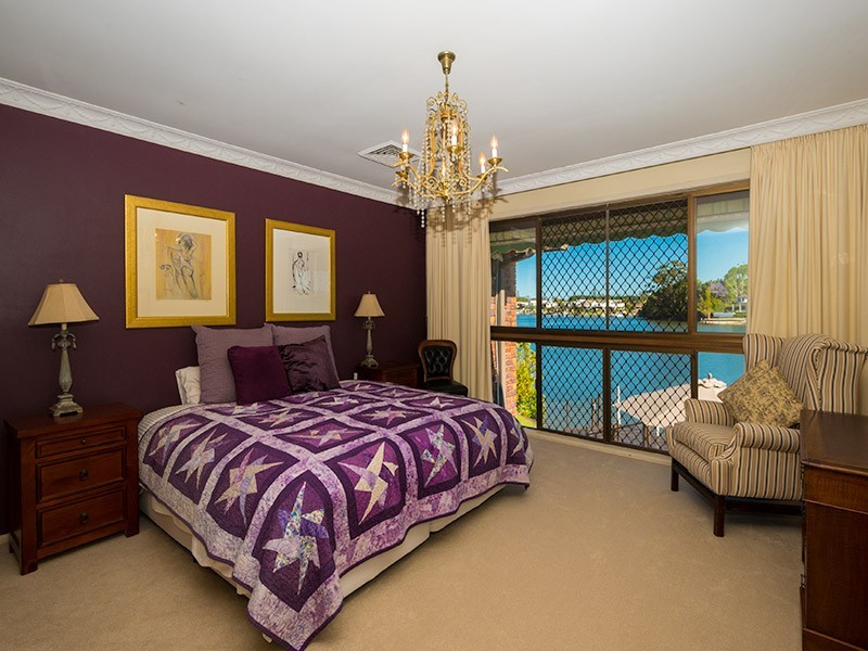 7 Donegal Crescent, Sorrento QLD 4217