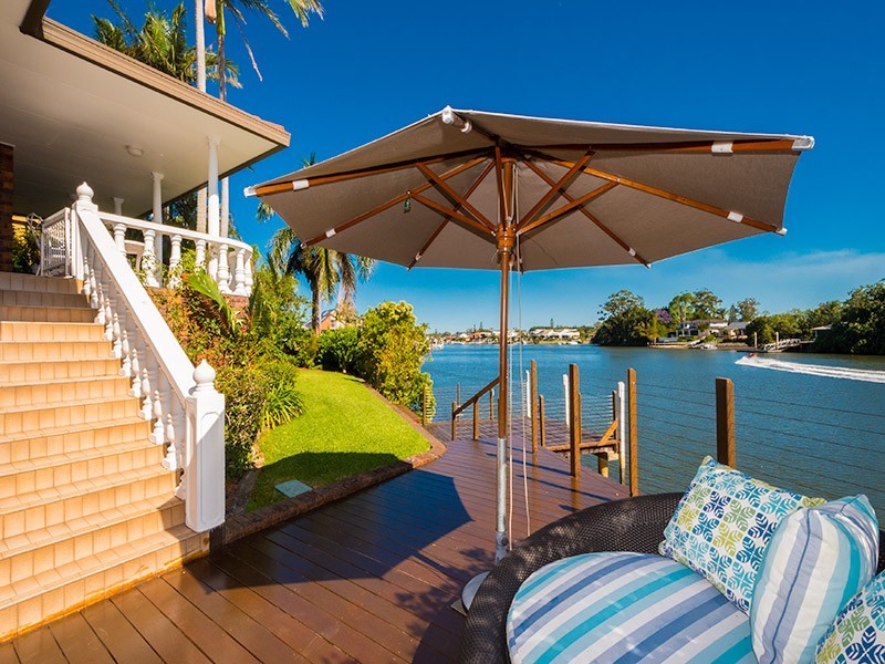 7 Donegal Crescent, Sorrento QLD 4217