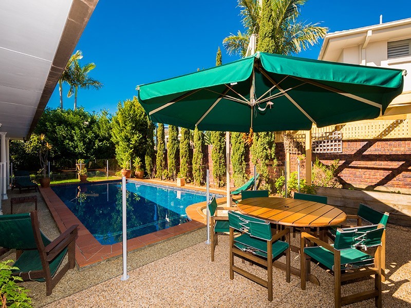 7 Donegal Crescent, Sorrento QLD 4217