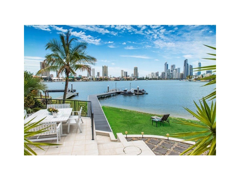 14 Korong Street, Southport QLD 4215