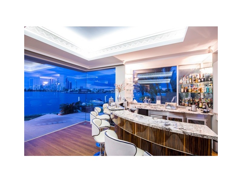 14 Korong Street, Southport QLD 4215