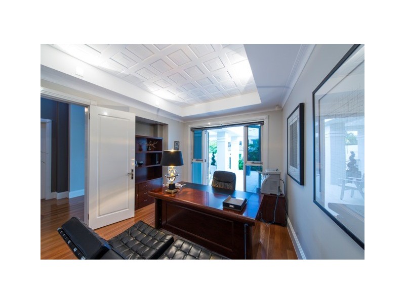 14 Korong Street, Southport QLD 4215