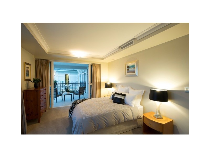 14 Korong Street, Southport QLD 4215