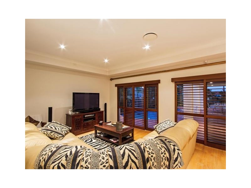 81 Bollard Circuit, Clear Island Waters QLD 4226