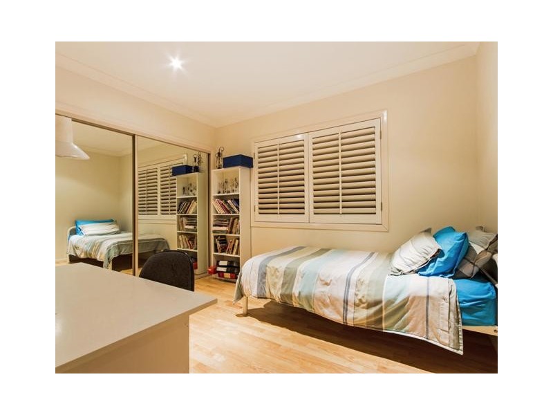 81 Bollard Circuit, Clear Island Waters QLD 4226