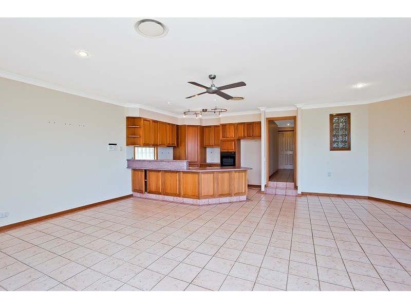 3 Stargazer Place, Clear Island Waters QLD 4226