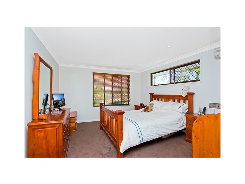 54 Kallaroo Crescent, Ashmore QLD 4214