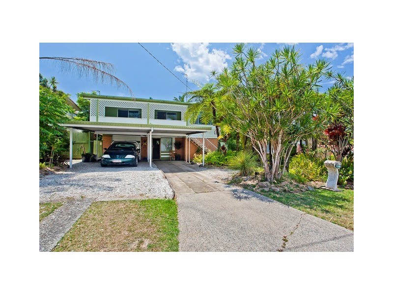 119 Bamboo Avenue, Benowa QLD 4217
