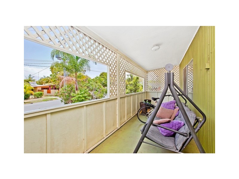 119 Bamboo Avenue, Benowa QLD 4217