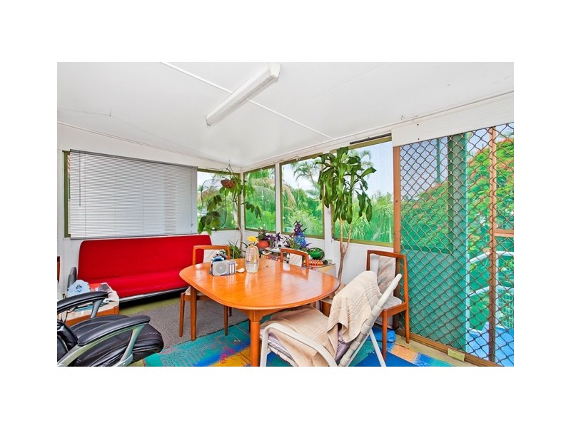 119 Bamboo Avenue, Benowa QLD 4217