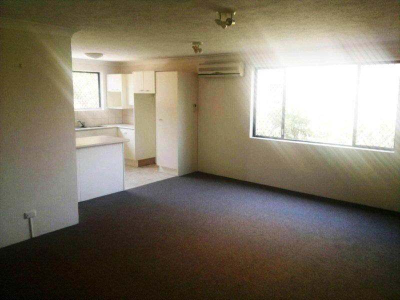 3/40 Oceanic Drive, Mermaid Waters QLD 4218