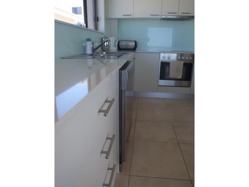 1/28 Old Burleigh Road, Surfers Paradise QLD 4217