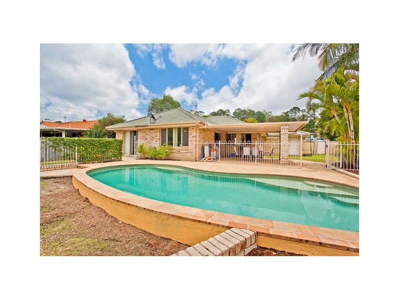 39 Galapagos Way, Pacific Pines QLD 4211