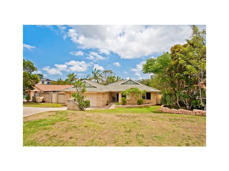 39 Galapagos Way, Pacific Pines QLD 4211