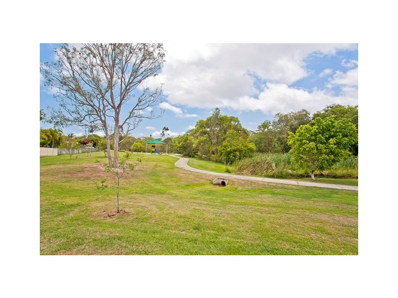 39 Galapagos Way, Pacific Pines QLD 4211