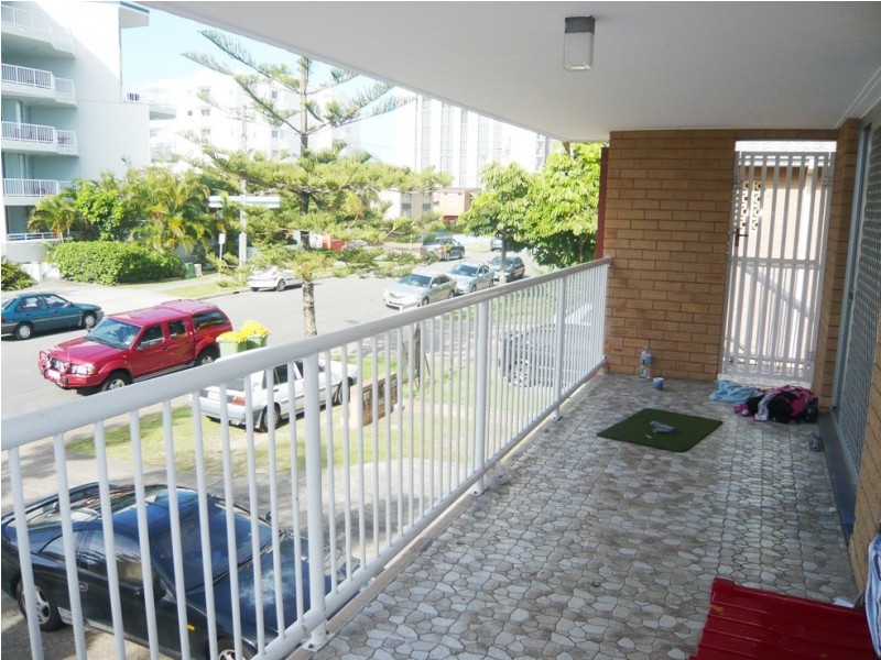 3/18 Anne Avenue, Broadbeach QLD 4218