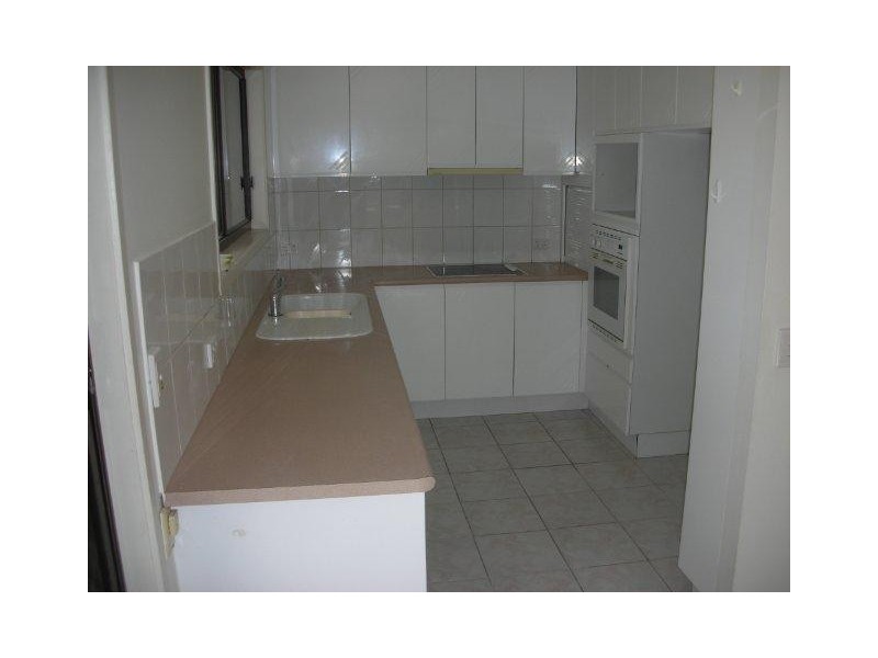 23 Tecoma Street, Southport QLD 4215