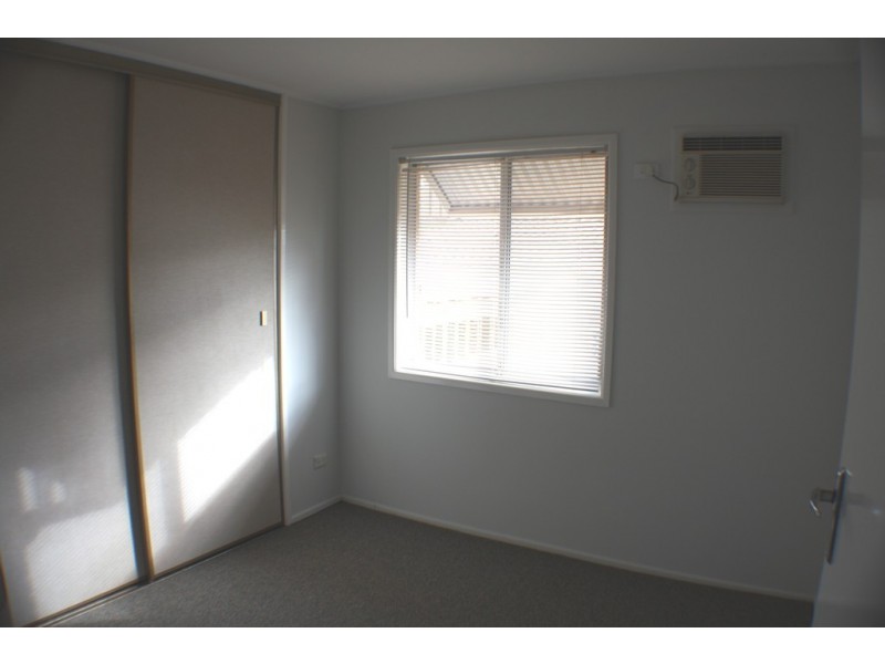 120 Falconer Street, Southport QLD 4215