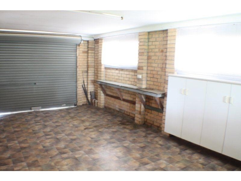 120 Falconer Street, Southport QLD 4215