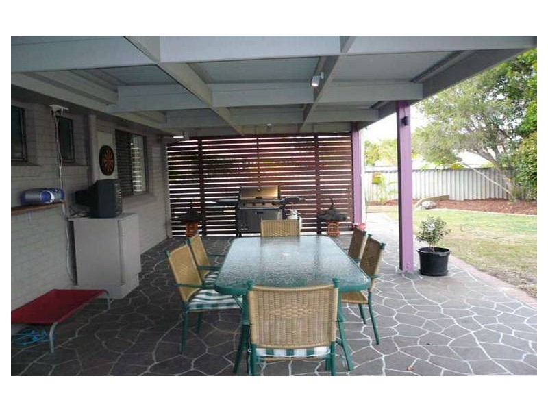 82 Mountain View Avenue, Burleigh Waters QLD 4220