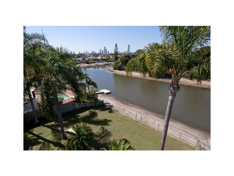 125 Campbell Street, Sorrento QLD 4217